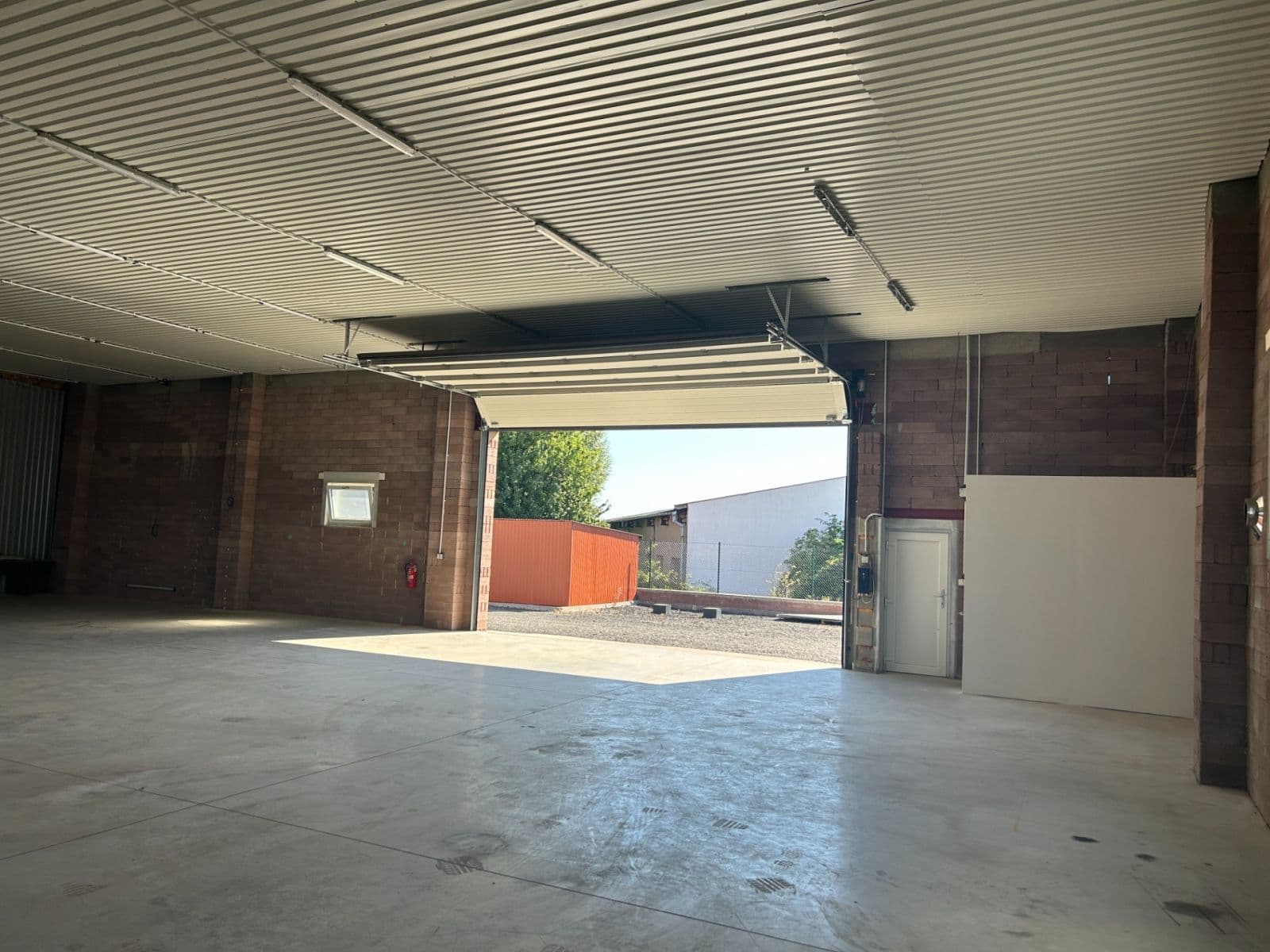 Pronájem nebytového prostoru 308 m², Starý Bydžov, Královéhradecký kraj Pronájem nebytového prostoru 308 m², Starý Bydžov, Královéhradecký kraj