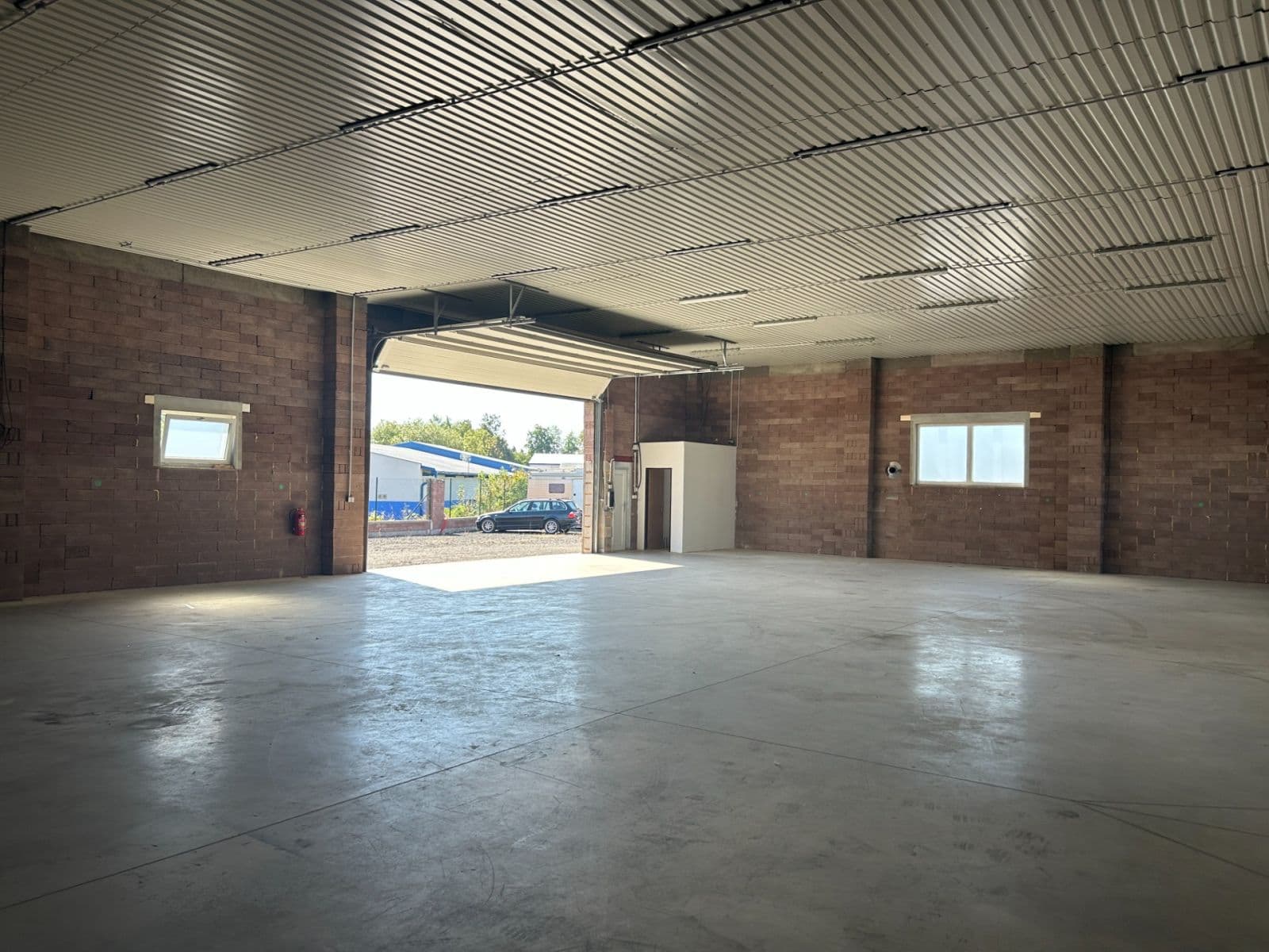 Pronájem nebytového prostoru 308 m², Starý Bydžov, Královéhradecký kraj Pronájem nebytového prostoru 308 m², Starý Bydžov, Královéhradecký kraj