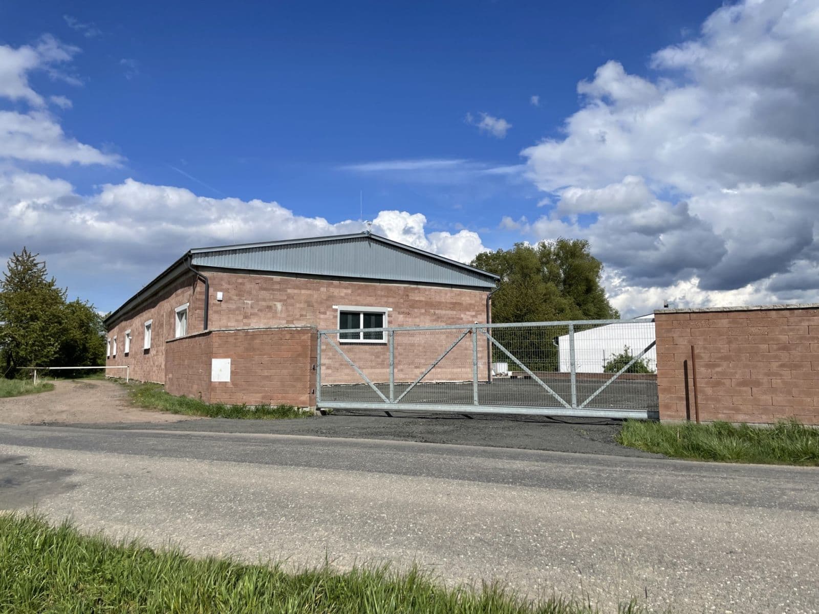 Pronájem nebytového prostoru 308 m², Starý Bydžov, Královéhradecký kraj Pronájem nebytového prostoru 308 m², Starý Bydžov, Královéhradecký kraj