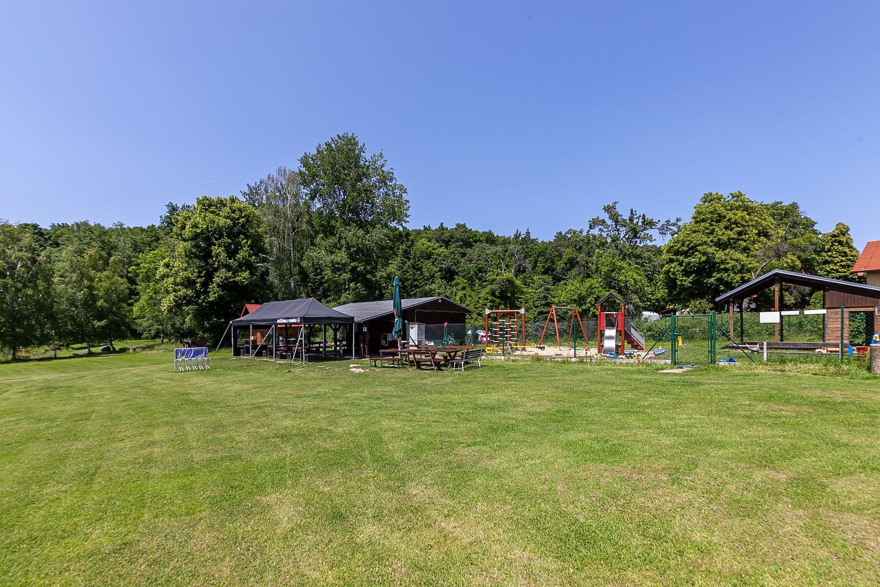 Prodej domu 200 m², pozemek 244 m², Černokostelecká, Černé Voděrady, Středočeský kraj Prodej domu 200 m², pozemek 244 m², Černokostelecká, Černé Voděrady, Středočeský kraj