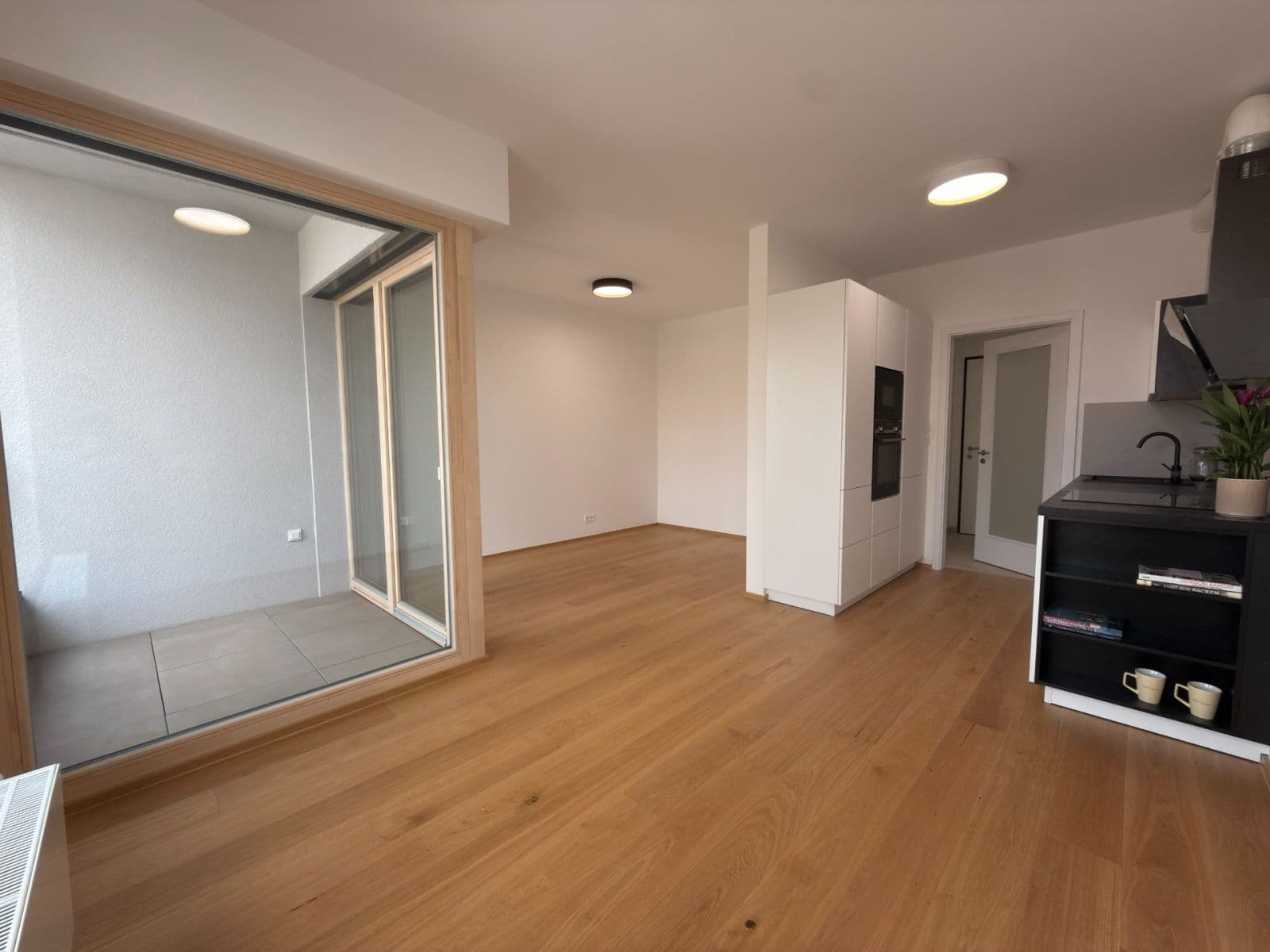 Pronájem bytu 1+kk 35 m², Vladimíra Kobranova, Praha, Praha Pronájem bytu 1+kk 35 m², Vladimíra Kobranova, Praha, Praha