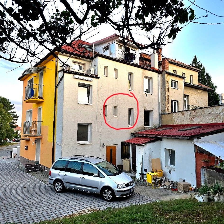 Pronájem bytu 3+1 10 m², Vážného, Brno, Jihomoravský kraj Pronájem bytu 3+1 10 m², Vážného, Brno, Jihomoravský kraj