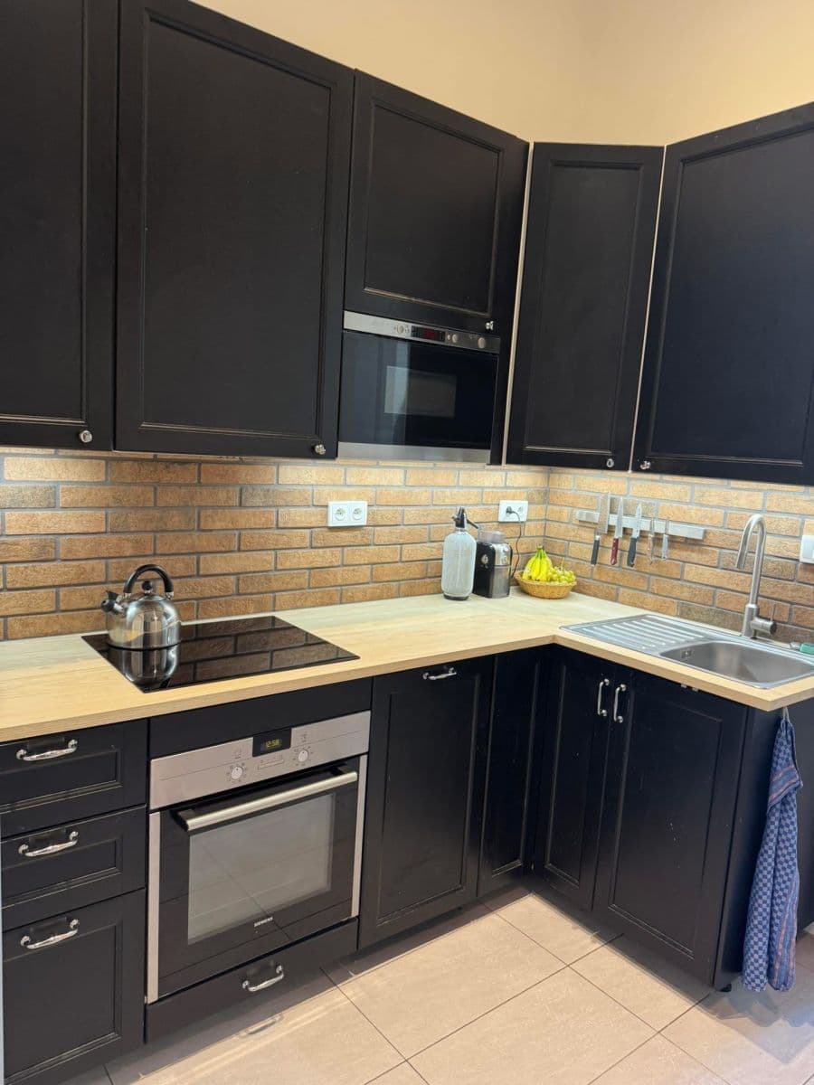 Pronájem bytu 2+1 51 m², Seifertova, Praha, Praha Pronájem bytu 2+1 51 m², Seifertova, Praha, Praha