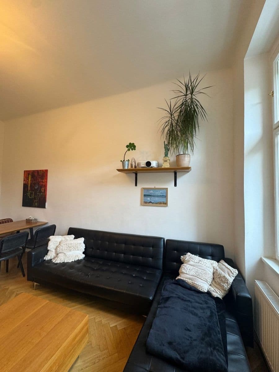 Pronájem bytu 2+1 51 m², Seifertova, Praha, Praha Pronájem bytu 2+1 51 m², Seifertova, Praha, Praha