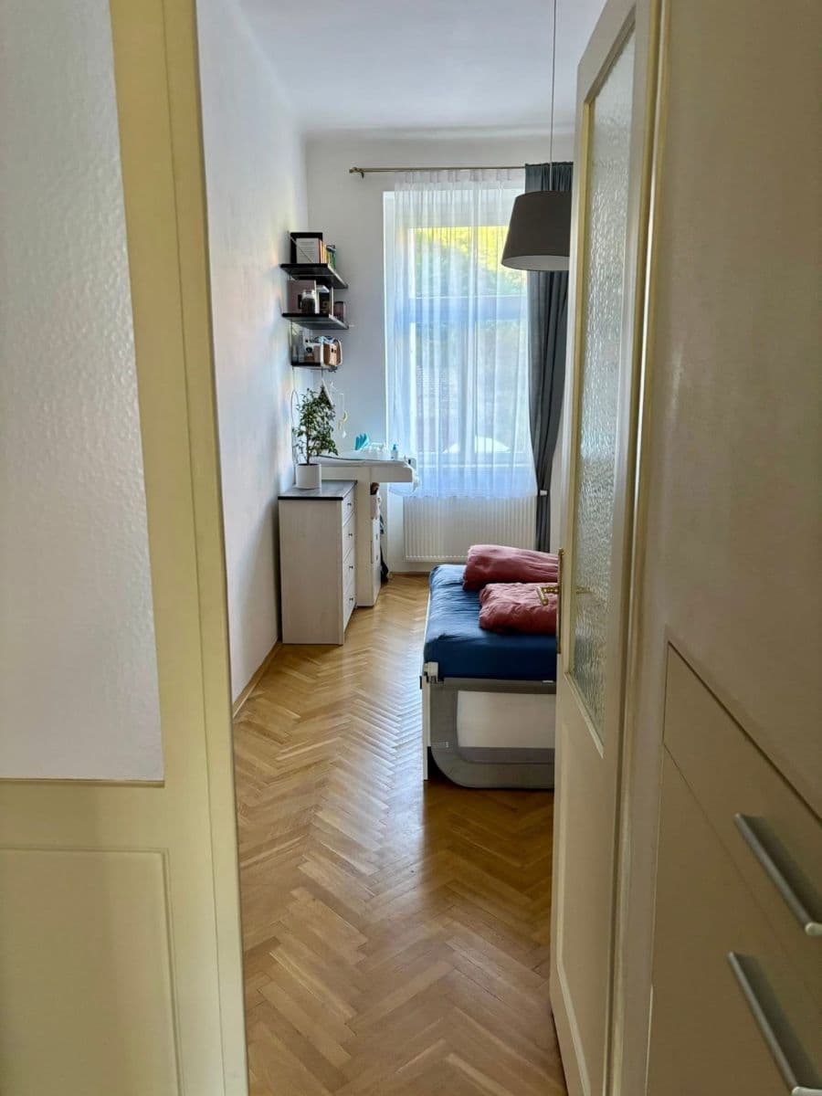 Pronájem bytu 2+1 51 m², Seifertova, Praha, Praha Pronájem bytu 2+1 51 m², Seifertova, Praha, Praha