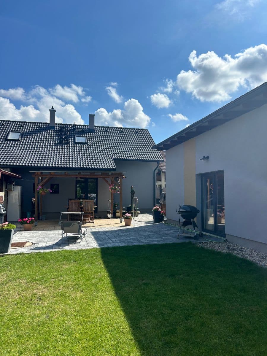 Prodej domu 120 m², pozemek 475 m², 1. máje, Neratovice, Středočeský kraj Prodej domu 120 m², pozemek 475 m², 1. máje, Neratovice, Středočeský kraj