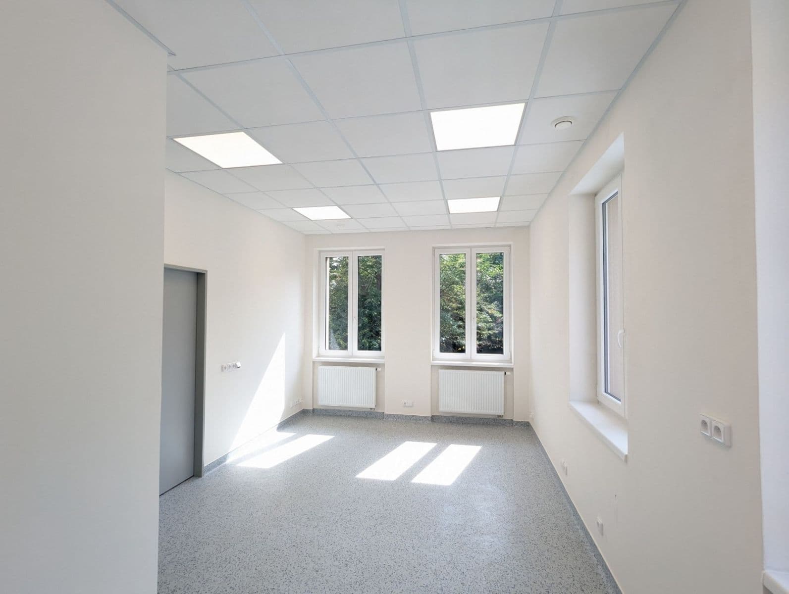 Pronájem nebytového prostoru 72 m², Krupská, Praha, Praha Pronájem nebytového prostoru 72 m², Krupská, Praha, Praha