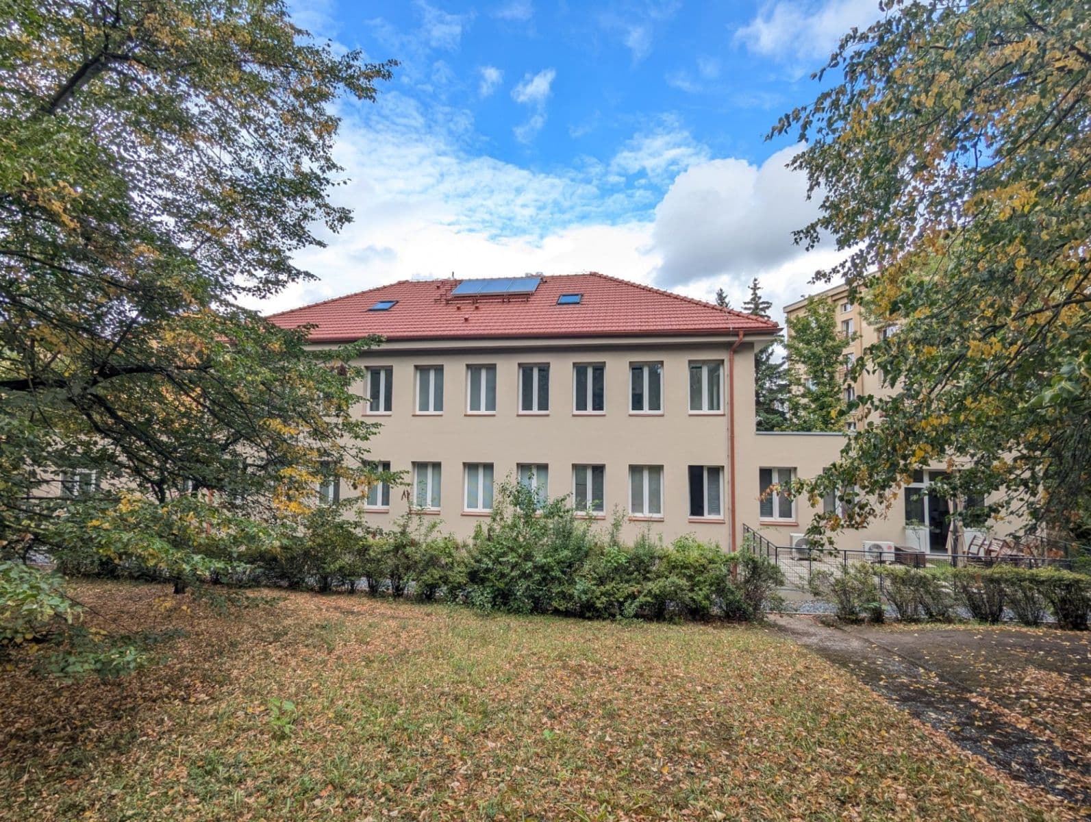 Pronájem nebytového prostoru 72 m², Krupská, Praha, Praha Pronájem nebytového prostoru 72 m², Krupská, Praha, Praha