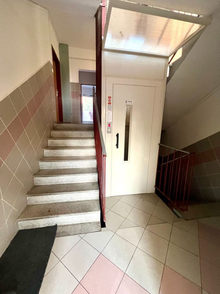 Prodej bytu 2+1 62 m², Tupolevova, Praha, Praha Prodej bytu 2+1 62 m², Tupolevova, Praha, Praha