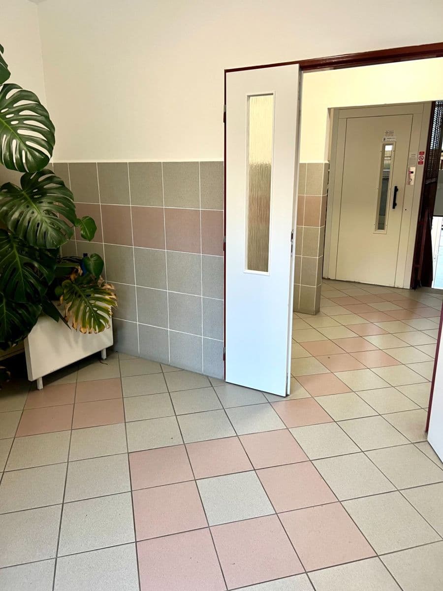 Prodej bytu 2+1 62 m², Tupolevova, Praha, Praha Prodej bytu 2+1 62 m², Tupolevova, Praha, Praha