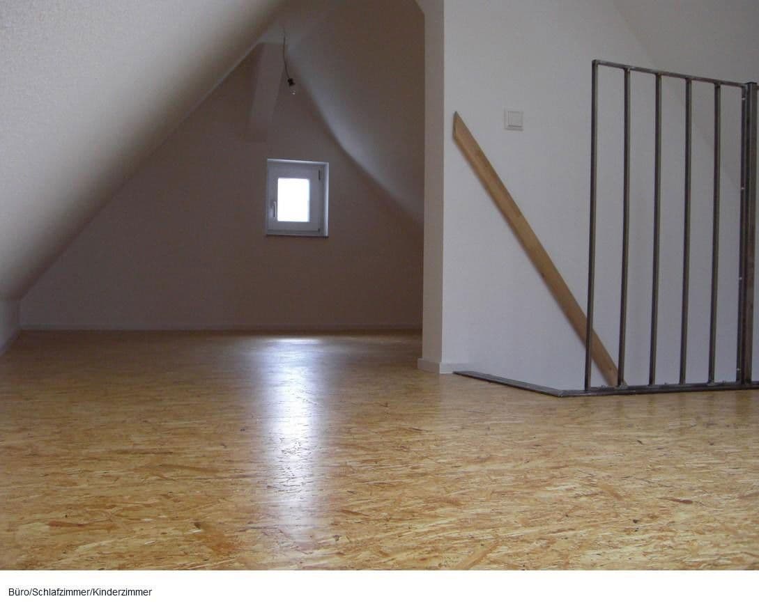 Pronájem bytu 3+1 85 m², Frickenhausen, Bádensko-Württembersko Pronájem bytu 3+1 85 m², Frickenhausen, Bádensko-Württembersko