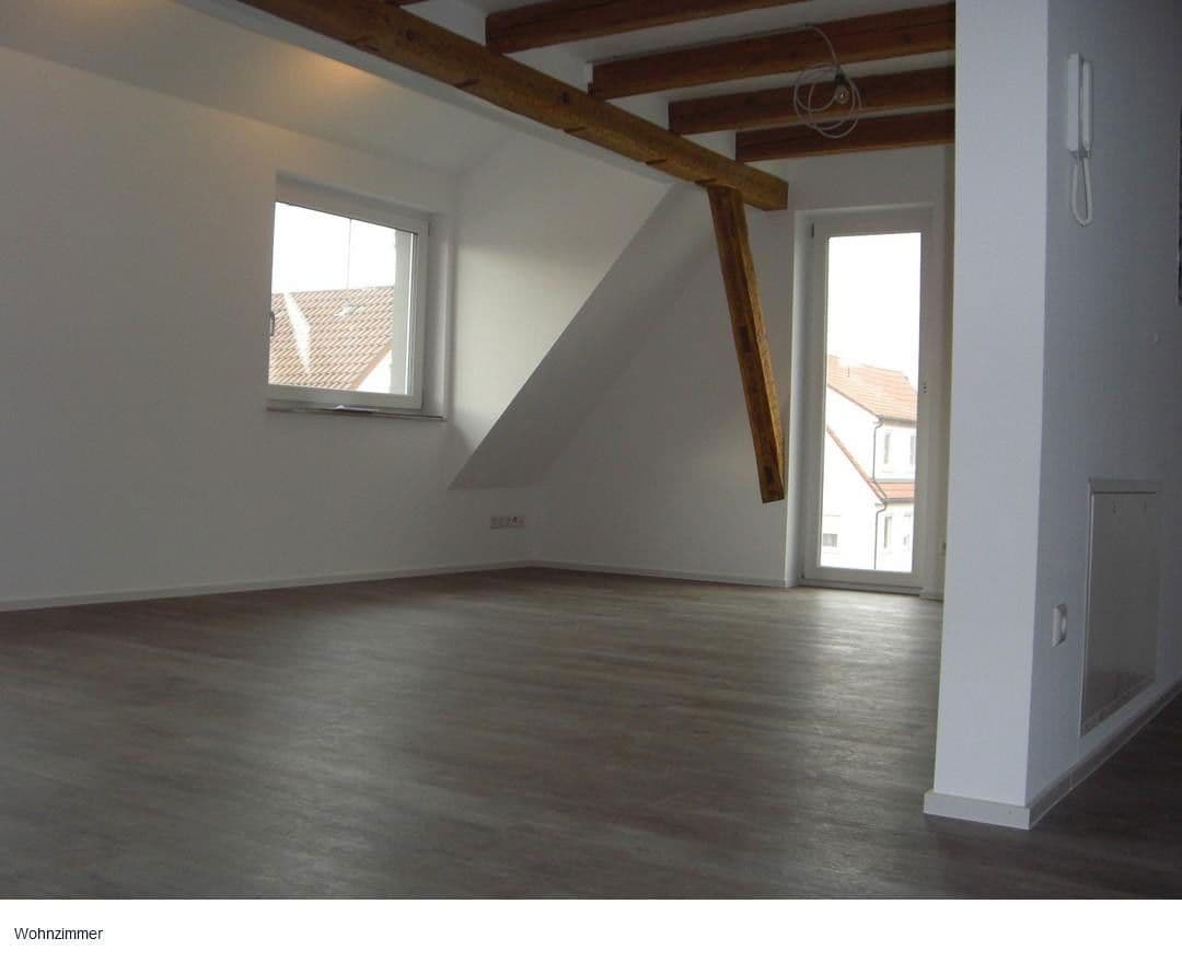 Pronájem bytu 3+1 85 m², Frickenhausen, Bádensko-Württembersko Pronájem bytu 3+1 85 m², Frickenhausen, Bádensko-Württembersko