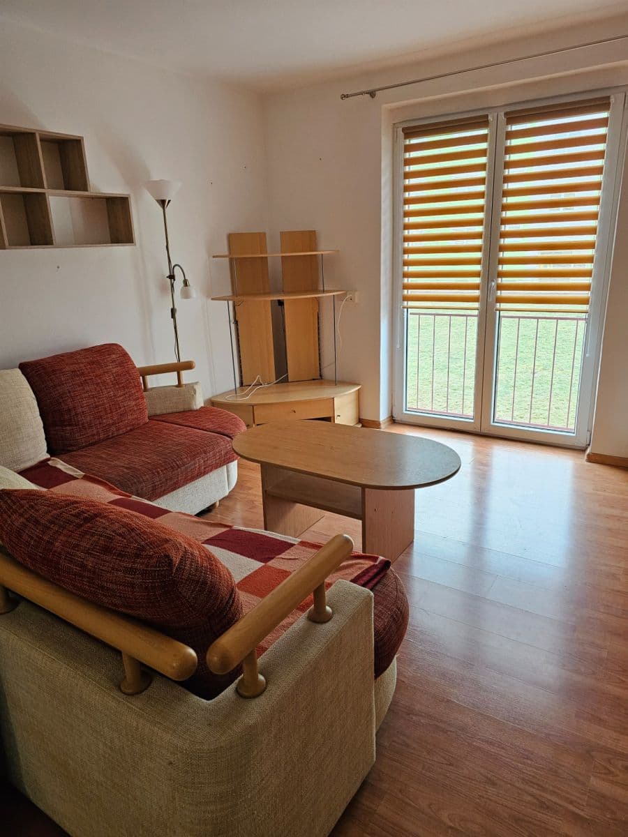 Pronájem bytu 1+1 45 m², Dlouhá, Horní Slavkov, Karlovarský kraj Pronájem bytu 1+1 45 m², Dlouhá, Horní Slavkov, Karlovarský kraj