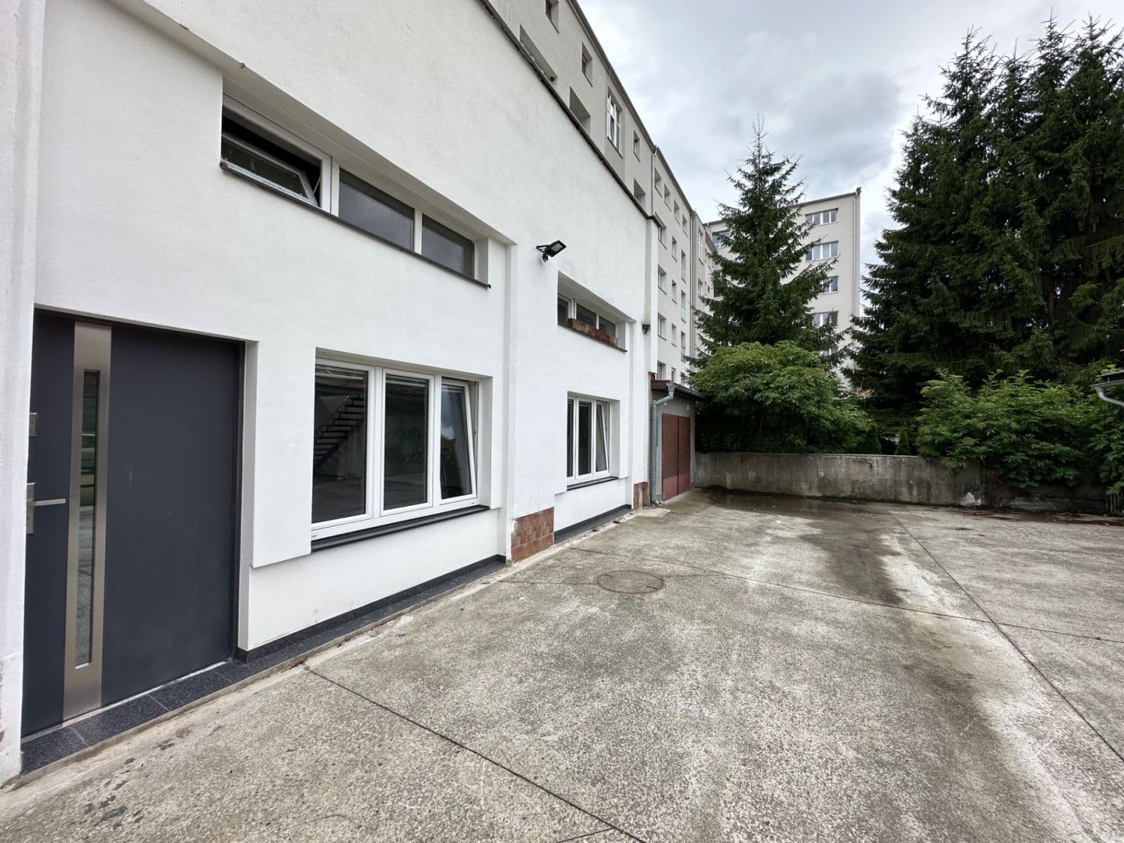 Pronájem kanceláře 150 m², Nábrežie M.R. Štefánika, Ružomberok, Žilinský kraj Pronájem kanceláře 150 m², Nábrežie M.R. Štefánika, Ružomberok, Žilinský kraj