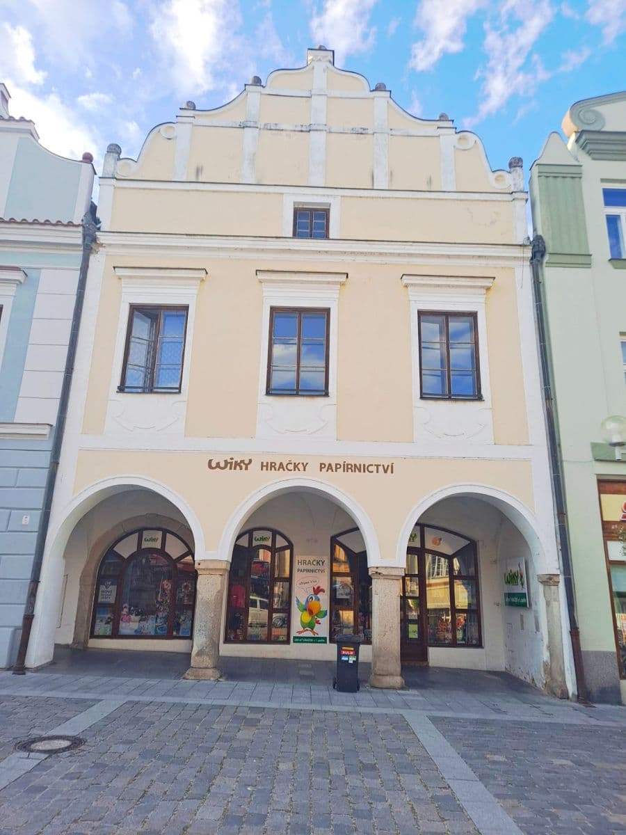 Pronájem bytu 2+kk 65 m², Husova, Třeboň, Jihočeský kraj Pronájem bytu 2+kk 65 m², Husova, Třeboň, Jihočeský kraj