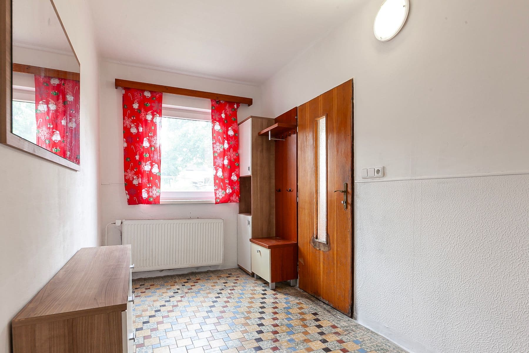 Prodej domu 180 m², pozemek 1.776 m², Drahobudice, Středočeský kraj Prodej domu 180 m², pozemek 1.776 m², Drahobudice, Středočeský kraj