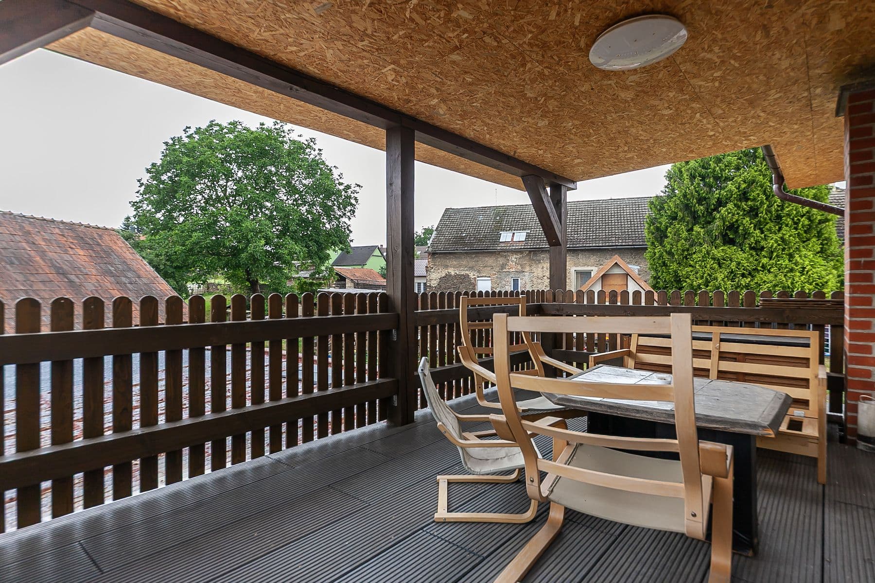 Prodej domu 180 m², pozemek 1.776 m², Drahobudice, Středočeský kraj Prodej domu 180 m², pozemek 1.776 m², Drahobudice, Středočeský kraj