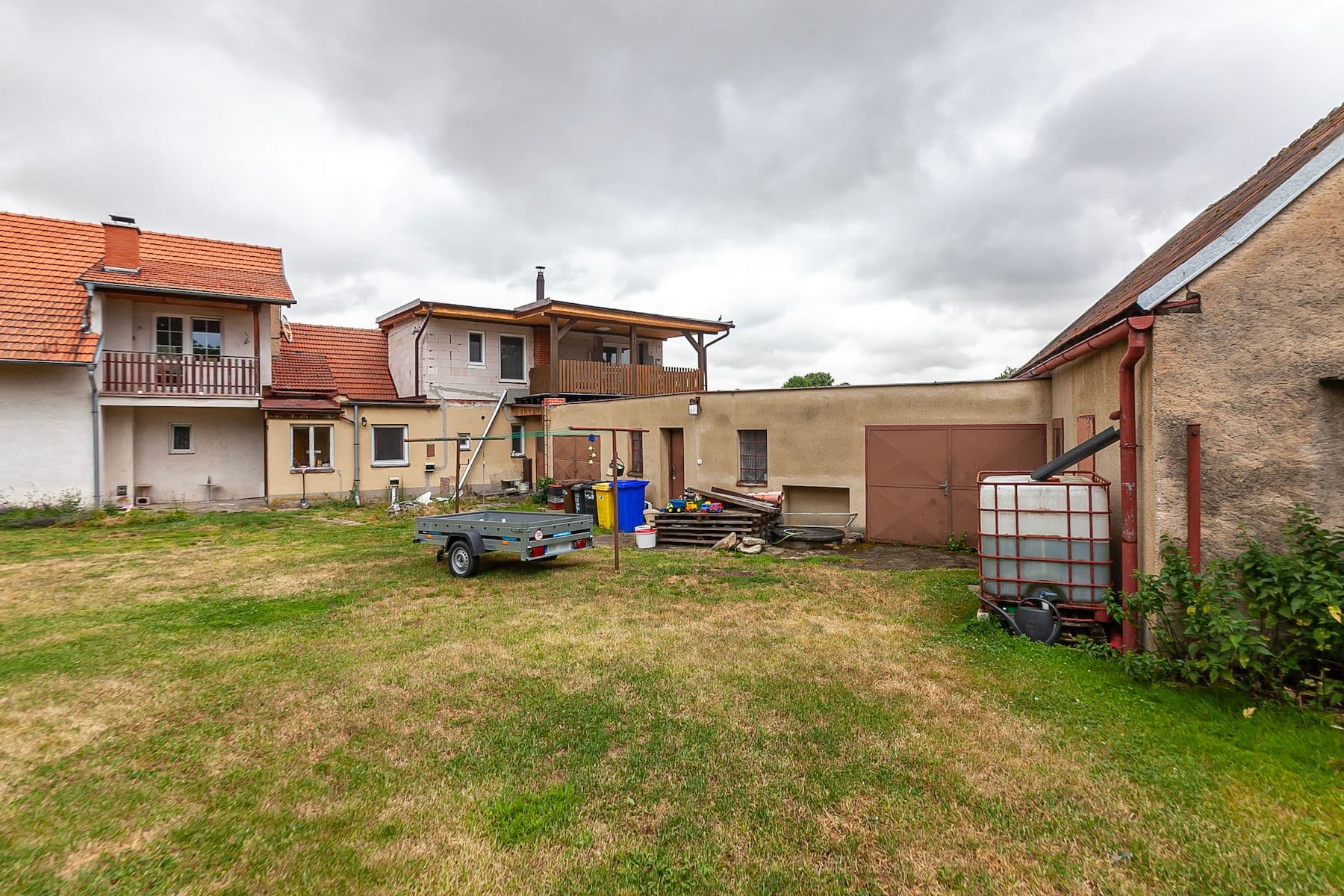 Prodej domu 180 m², pozemek 1.776 m², Drahobudice, Středočeský kraj Prodej domu 180 m², pozemek 1.776 m², Drahobudice, Středočeský kraj