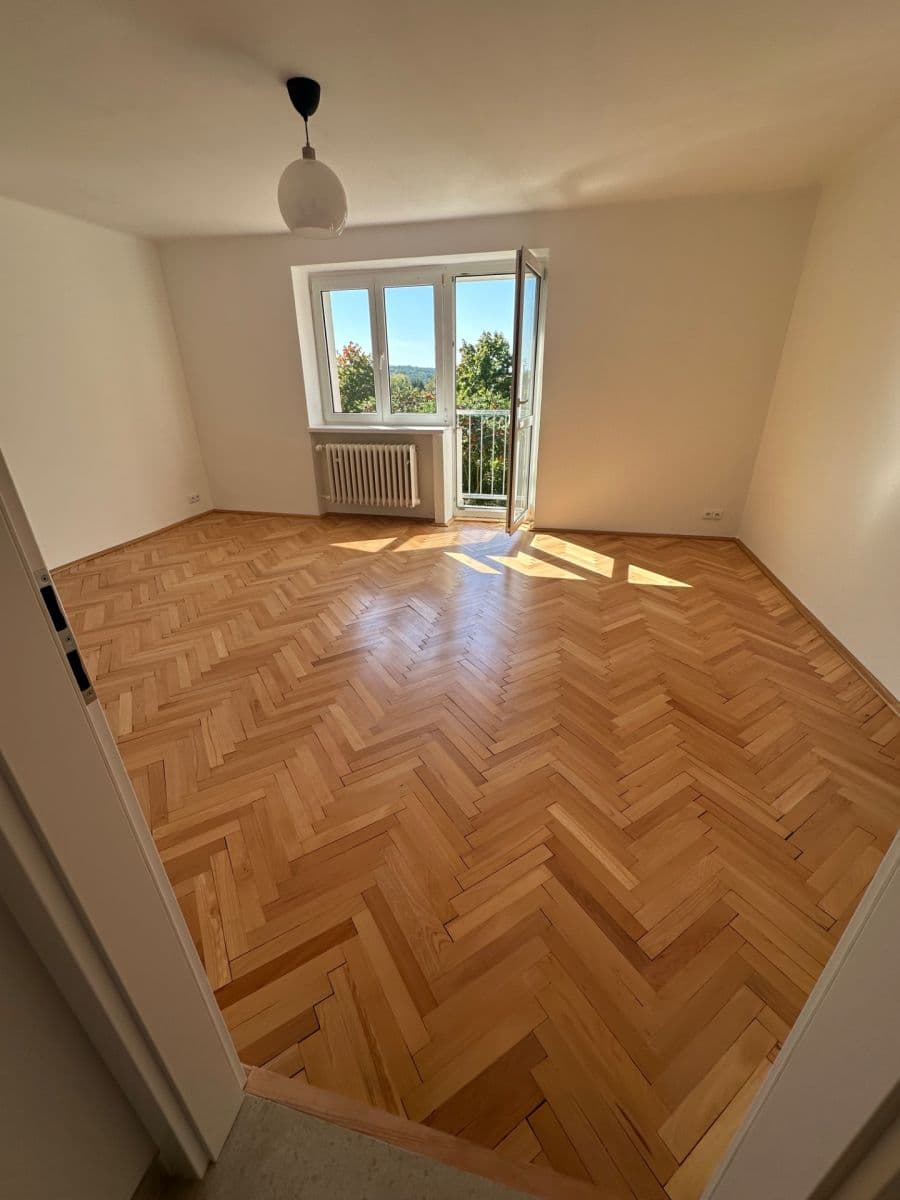 Pronájem bytu 2+1 60 m², Klecany, Středočeský kraj Pronájem bytu 2+1 60 m², Klecany, Středočeský kraj