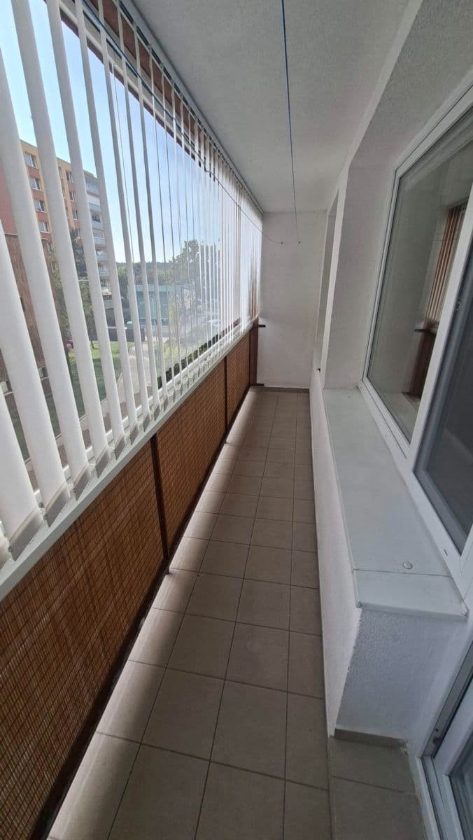Pronájem bytu 1+kk 34 m², Čs. armády, Kladno, Středočeský kraj Pronájem bytu 1+kk 34 m², Čs. armády, Kladno, Středočeský kraj