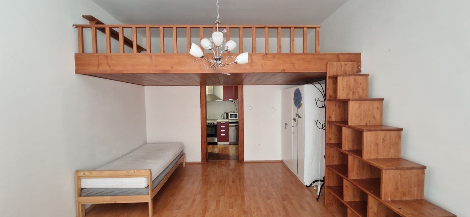 Pronájem bytu 20 m², Sokolovská, Praha, Praha Pronájem bytu 20 m², Sokolovská, Praha, Praha