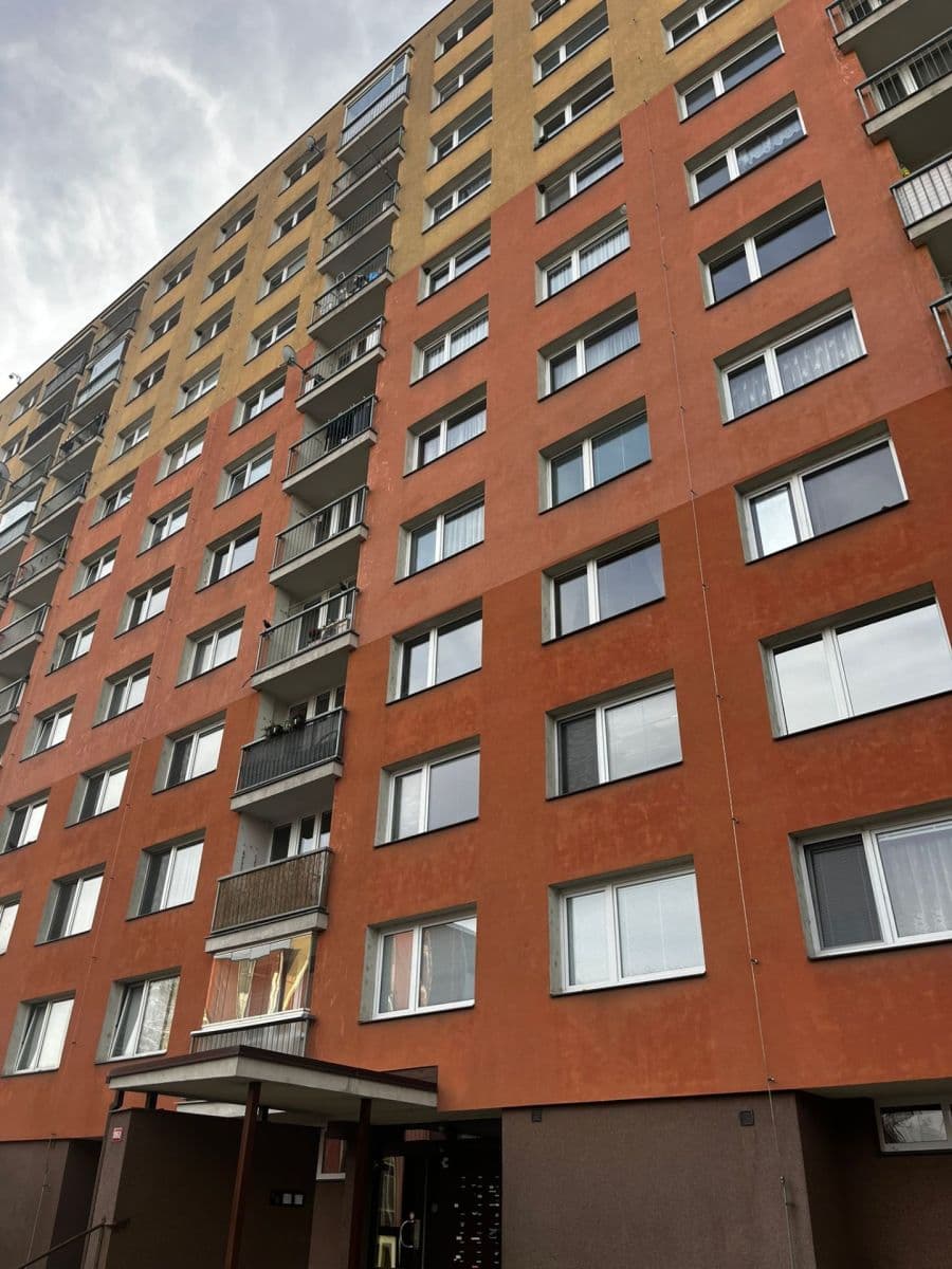 Prodej bytu 2+kk 39 m², sídl. Hůrka, Kralupy nad Vltavou, Středočeský kraj Prodej bytu 2+kk 39 m², sídl. Hůrka, Kralupy nad Vltavou, Středočeský kraj