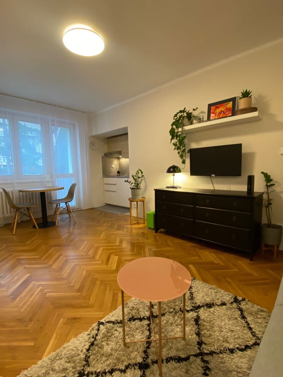 Pronájem bytu 1+kk 27 m², Gončarenkova, Praha, Praha Pronájem bytu 1+kk 27 m², Gončarenkova, Praha, Praha