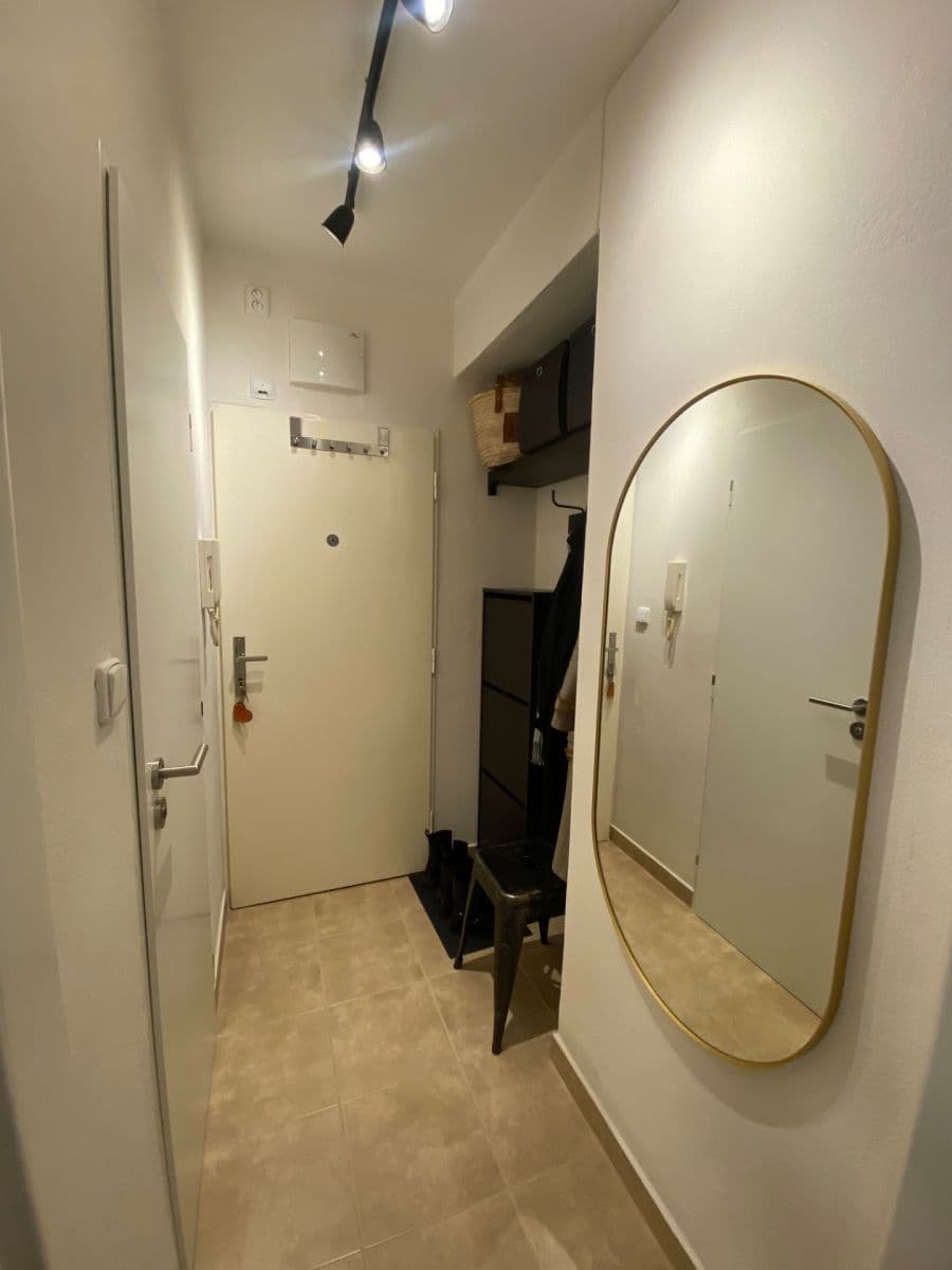 Pronájem bytu 1+kk 27 m², Gončarenkova, Praha, Praha Pronájem bytu 1+kk 27 m², Gončarenkova, Praha, Praha