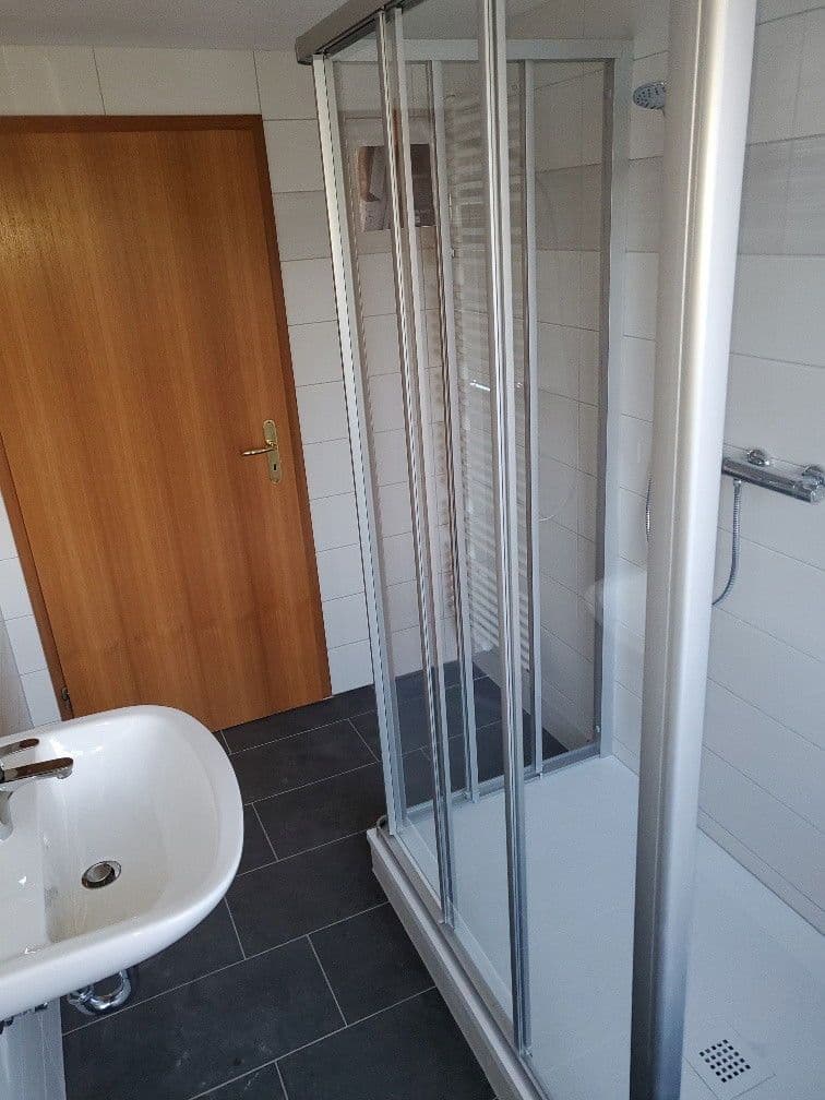 Pronájem bytu 2+1 56 m², Bahnhofstraße 4, Reichenbach, Sasko Pronájem bytu 2+1 56 m², Bahnhofstraße 4, Reichenbach, Sasko