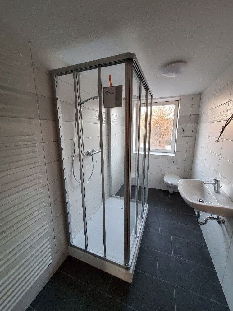 Pronájem bytu 2+1 56 m², Bahnhofstraße 4, Reichenbach, Sasko Pronájem bytu 2+1 56 m², Bahnhofstraße 4, Reichenbach, Sasko