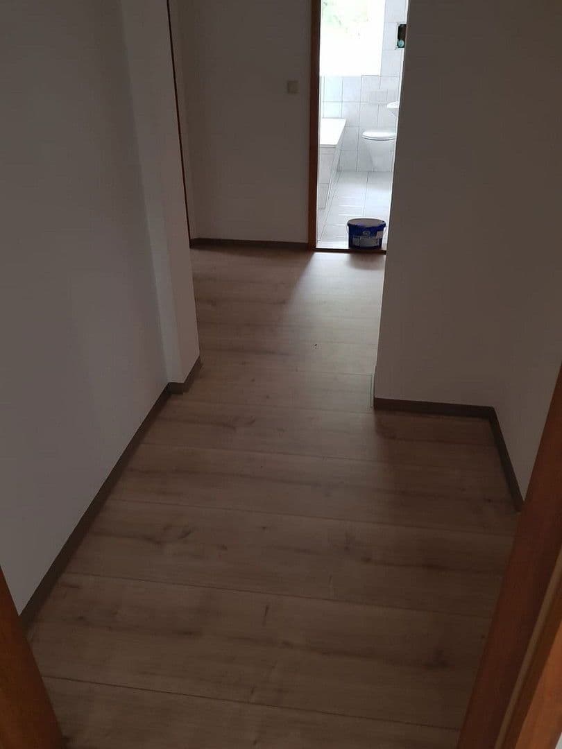 Pronájem bytu 2+1 56 m², Bahnhofstraße 4, Reichenbach, Sasko Pronájem bytu 2+1 56 m², Bahnhofstraße 4, Reichenbach, Sasko
