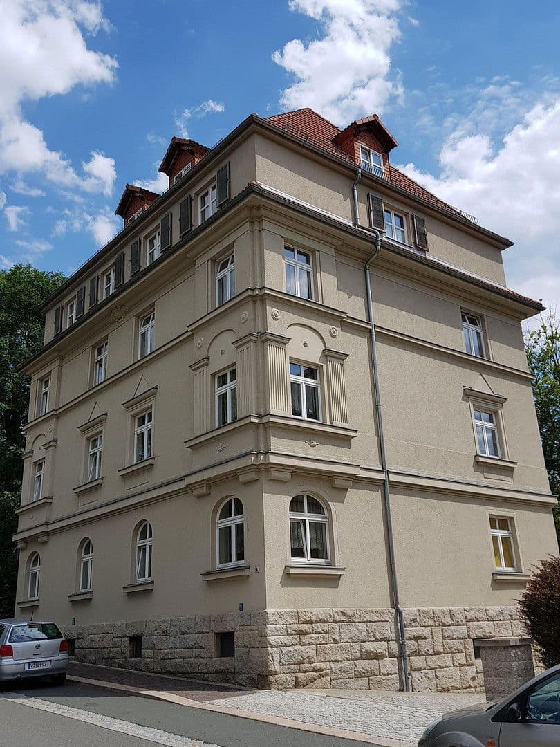 Pronájem bytu 2+1 56 m², Bahnhofstraße 4, Reichenbach, Sasko Pronájem bytu 2+1 56 m², Bahnhofstraße 4, Reichenbach, Sasko