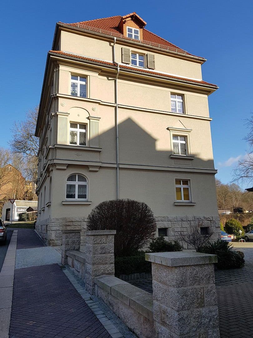 Pronájem bytu 2+1 56 m², Bahnhofstraße 4, Reichenbach, Sasko Pronájem bytu 2+1 56 m², Bahnhofstraße 4, Reichenbach, Sasko