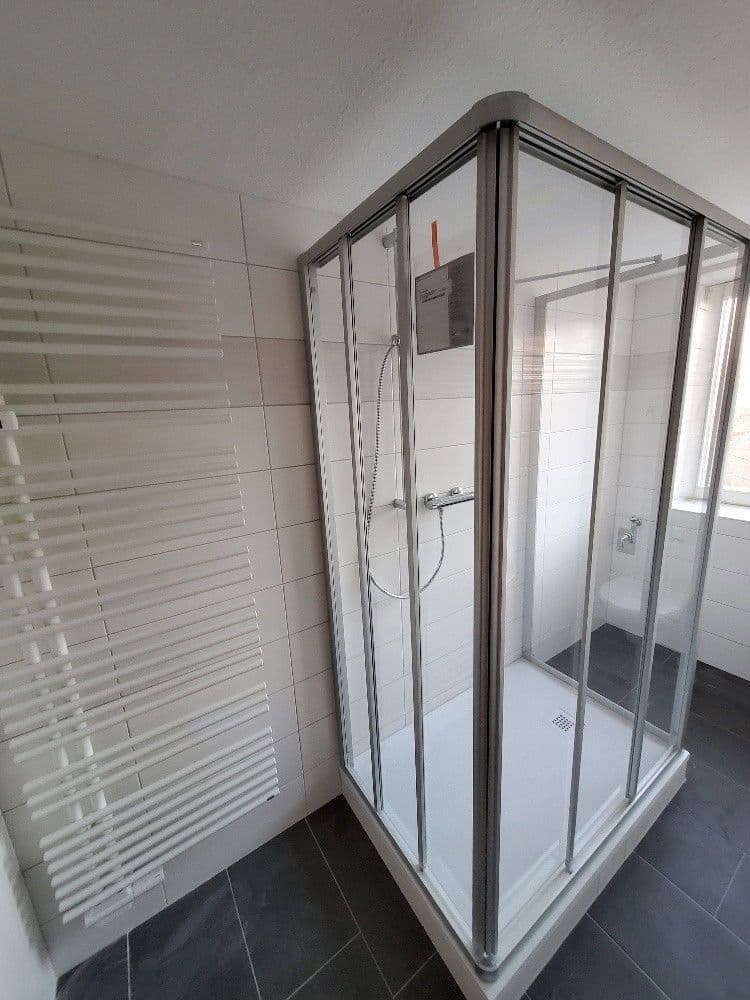 Pronájem bytu 2+1 56 m², Bahnhofstraße 4, Reichenbach, Sasko Pronájem bytu 2+1 56 m², Bahnhofstraße 4, Reichenbach, Sasko