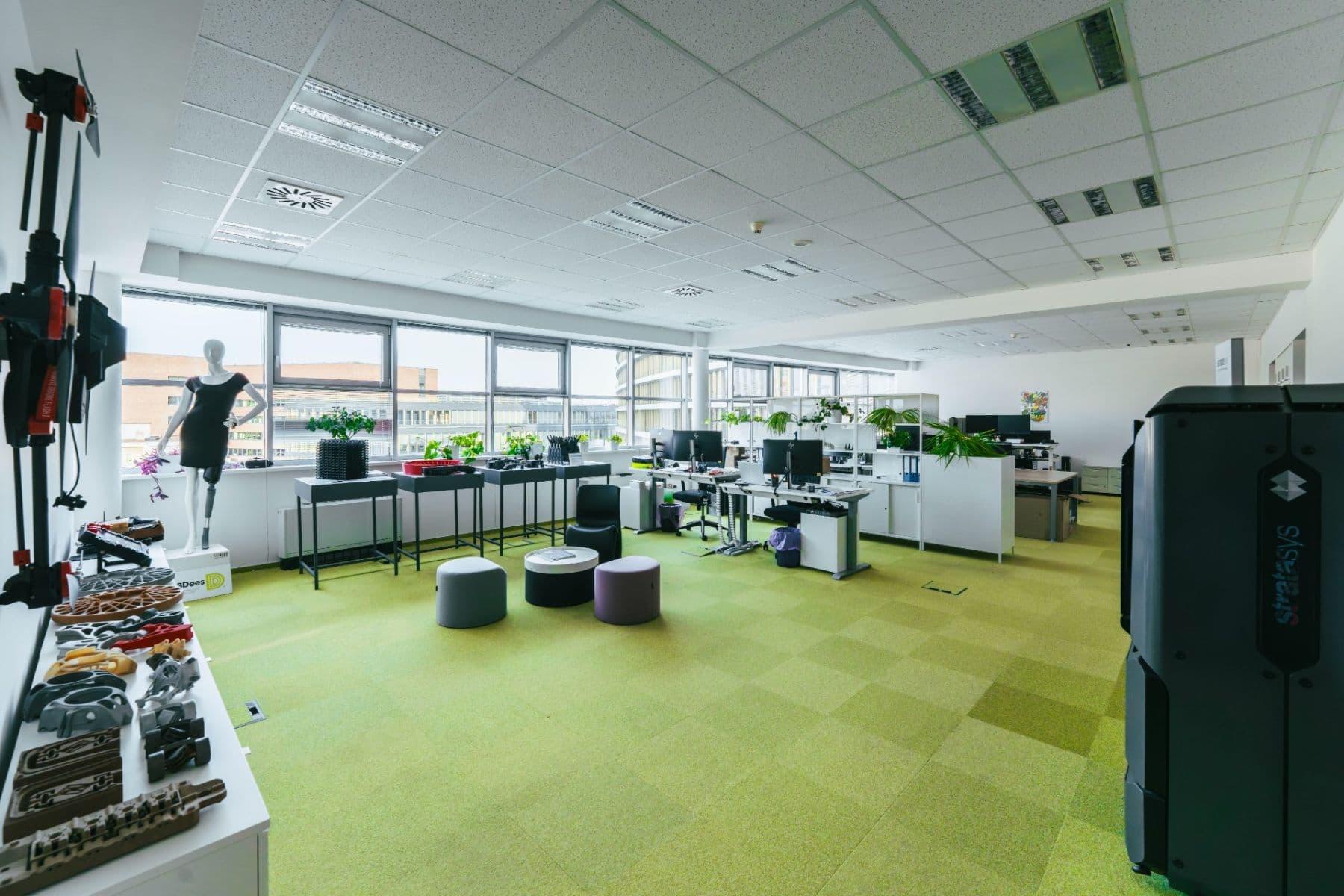 Pronájem kanceláře 303 m², Doudlebská, Praha, Praha Pronájem kanceláře 303 m², Doudlebská, Praha, Praha