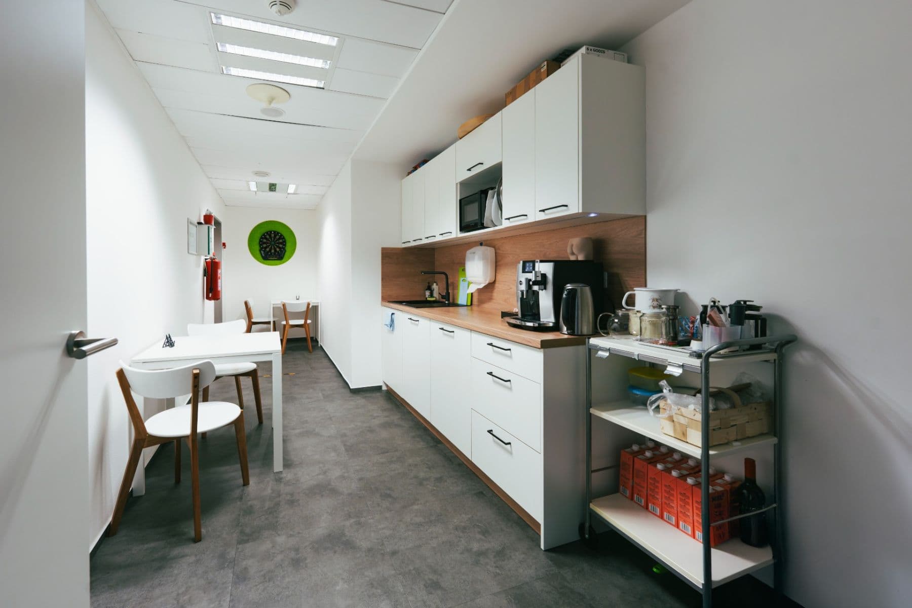 Pronájem kanceláře 303 m², Doudlebská, Praha, Praha Pronájem kanceláře 303 m², Doudlebská, Praha, Praha