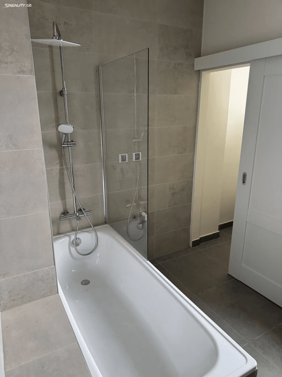 Pronájem bytu 3+kk 65 m², 28. října, Ostrava, Moravskoslezský kraj Pronájem bytu 3+kk 65 m², 28. října, Ostrava, Moravskoslezský kraj