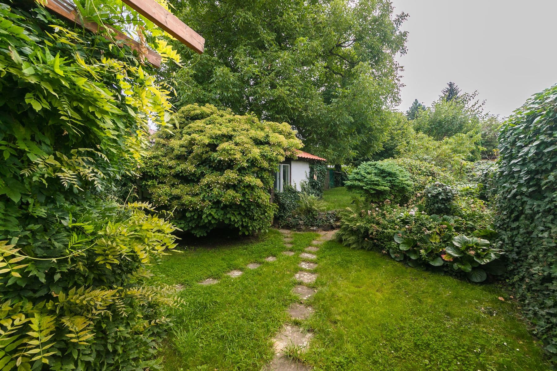 Prodej domu 160 m², pozemek 333 m², Brandýská, Praha, Praha Prodej domu 160 m², pozemek 333 m², Brandýská, Praha, Praha