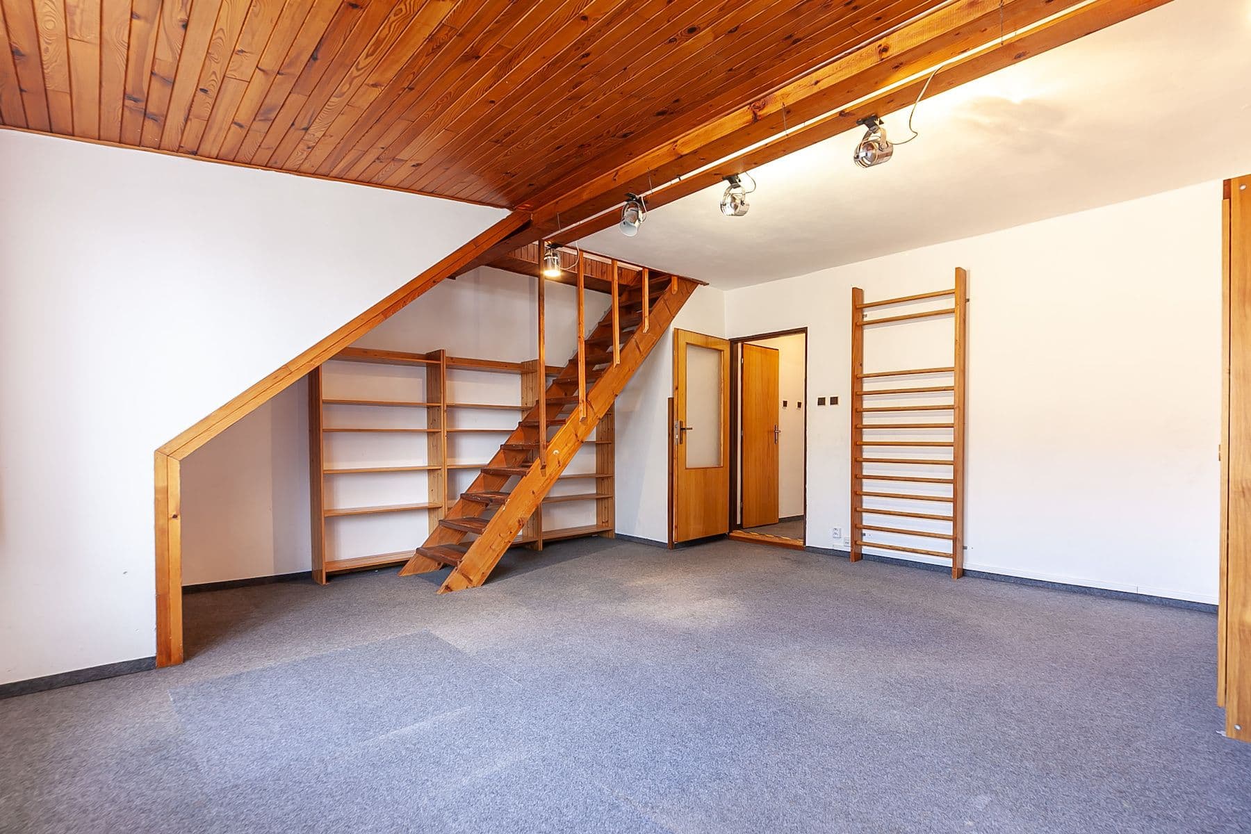 Prodej domu 160 m², pozemek 333 m², Brandýská, Praha, Praha Prodej domu 160 m², pozemek 333 m², Brandýská, Praha, Praha