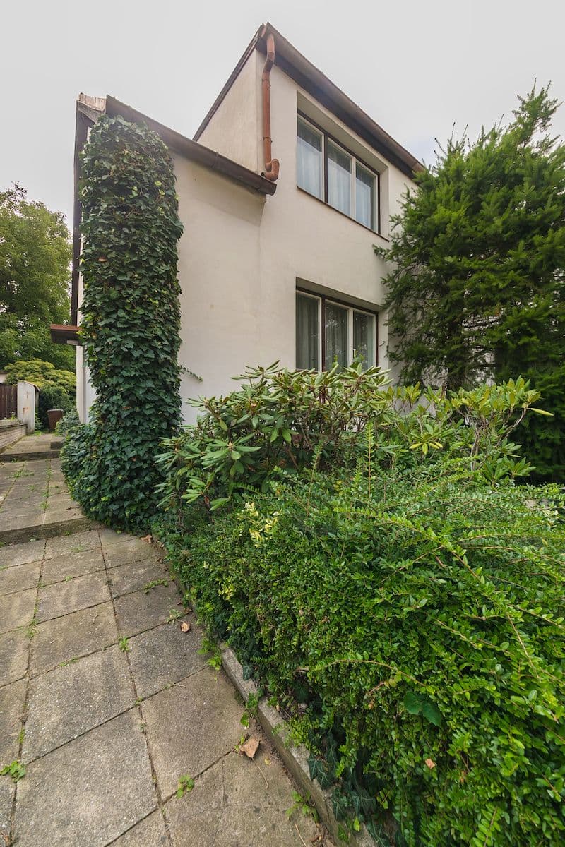 Prodej domu 160 m², pozemek 333 m², Brandýská, Praha, Praha Prodej domu 160 m², pozemek 333 m², Brandýská, Praha, Praha