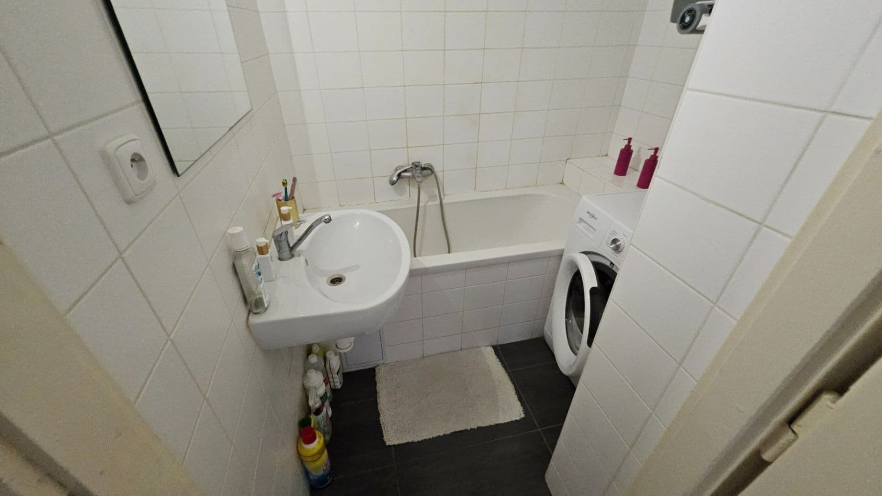 Prodej bytu 2+1 49 m², Šrobárova, Praha, Praha Prodej bytu 2+1 49 m², Šrobárova, Praha, Praha