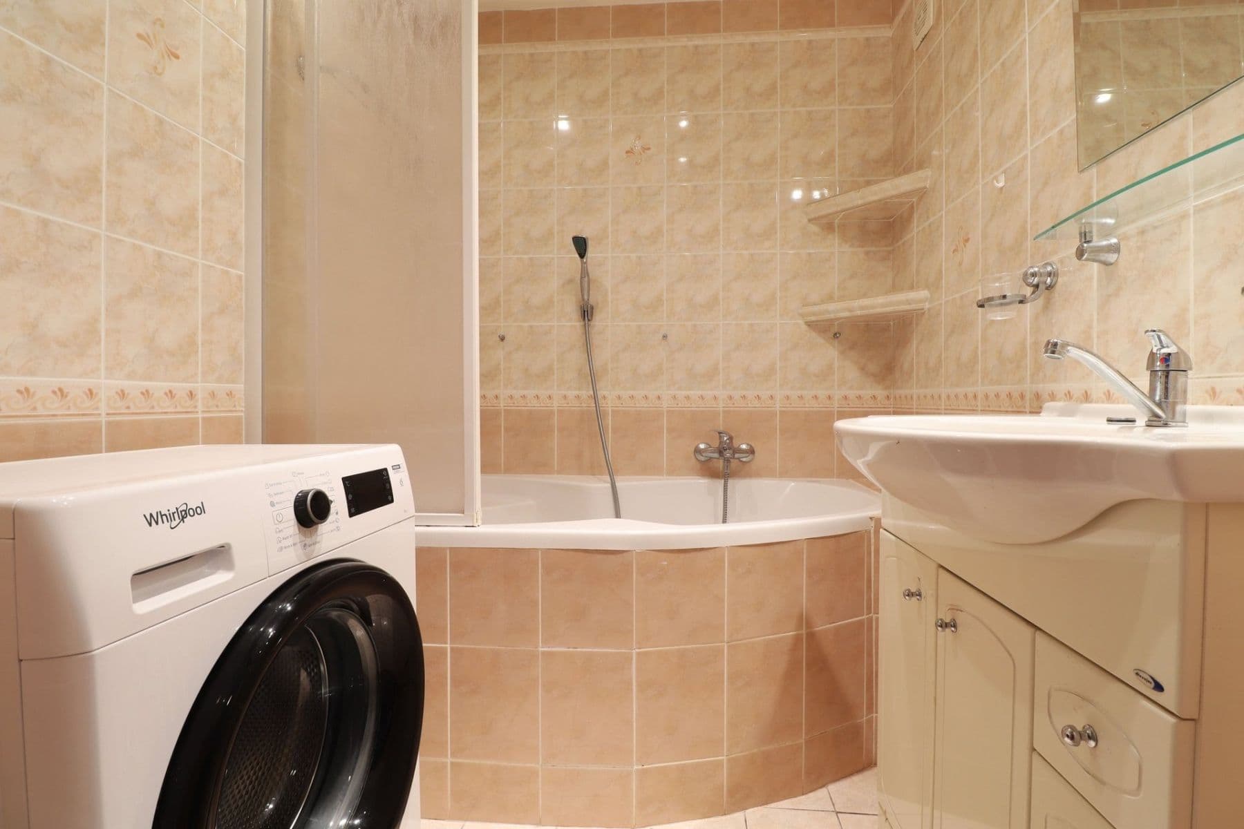 Pronájem bytu 3+1 75 m², Ohradní, Praha, Praha Pronájem bytu 3+1 75 m², Ohradní, Praha, Praha