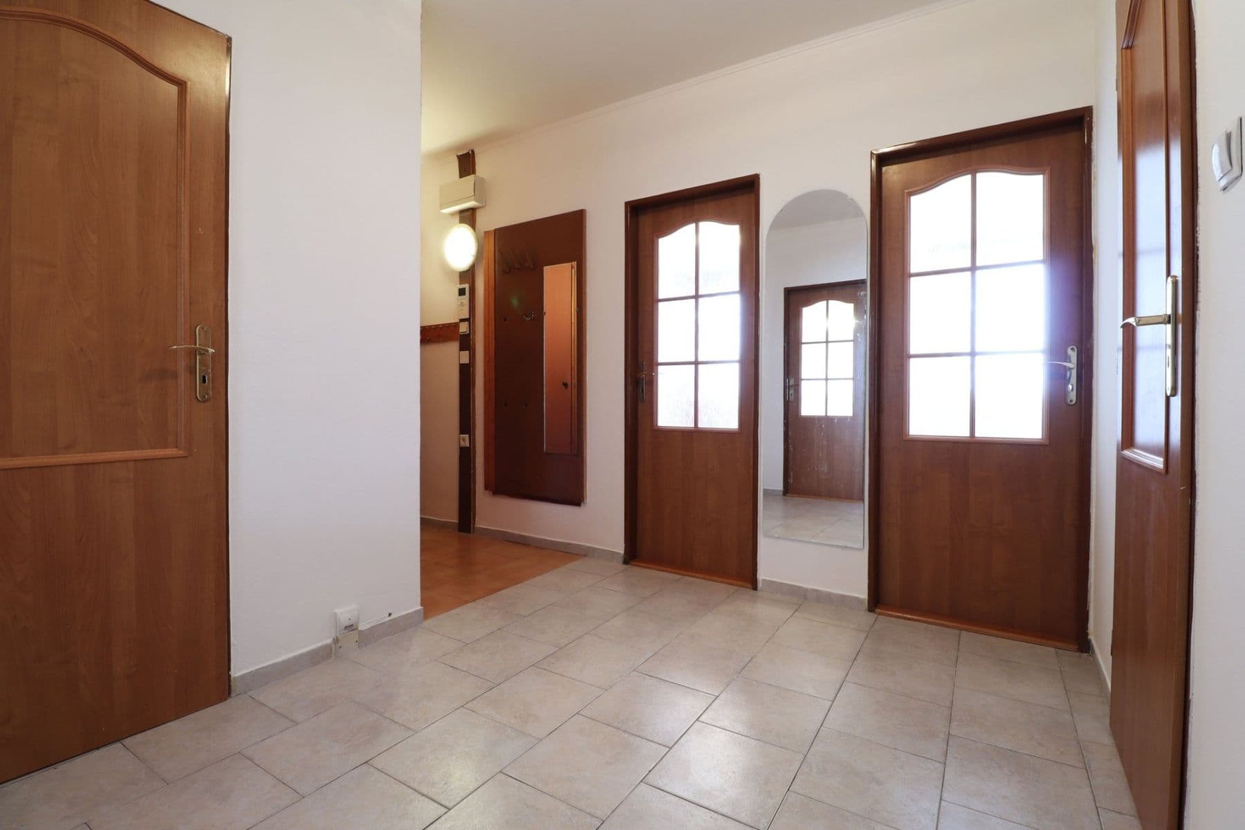 Pronájem bytu 3+1 75 m², Ohradní, Praha, Praha Pronájem bytu 3+1 75 m², Ohradní, Praha, Praha