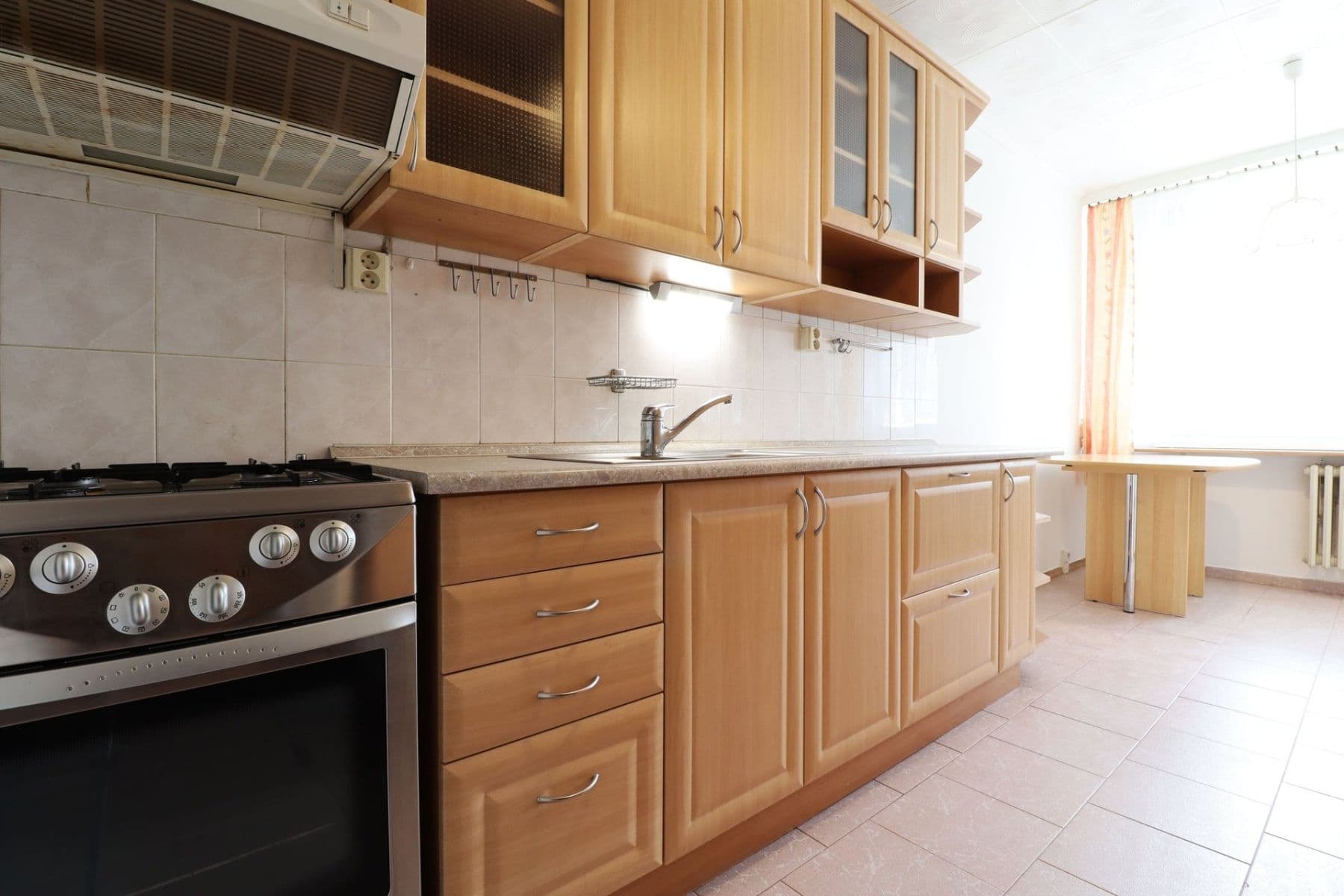 Pronájem bytu 3+1 75 m², Ohradní, Praha, Praha Pronájem bytu 3+1 75 m², Ohradní, Praha, Praha