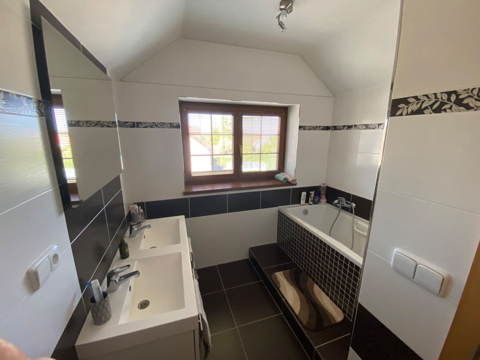 Prodej domu 157 m², pozemek 673 m², Habrová, Přišimasy, Středočeský kraj Prodej domu 157 m², pozemek 673 m², Habrová, Přišimasy, Středočeský kraj