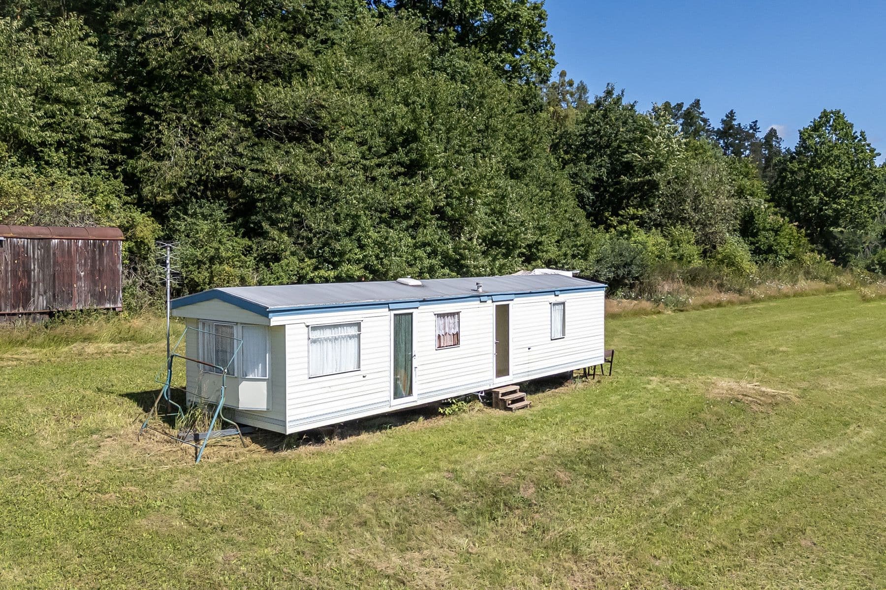 Prodej pozemku 2.863 m², Klučenice, Středočeský kraj Prodej pozemku 2.863 m², Klučenice, Středočeský kraj
