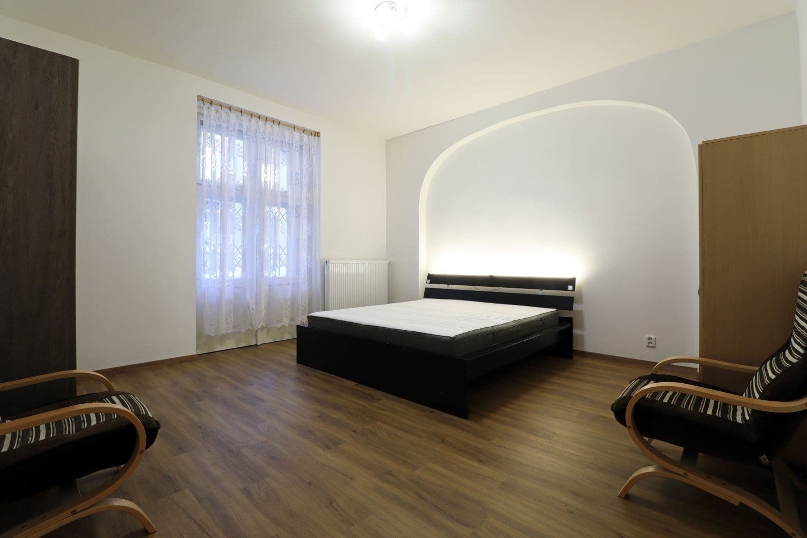 Pronájem bytu 4+1 105 m², U smaltovny, Praha, Praha Pronájem bytu 4+1 105 m², U smaltovny, Praha, Praha