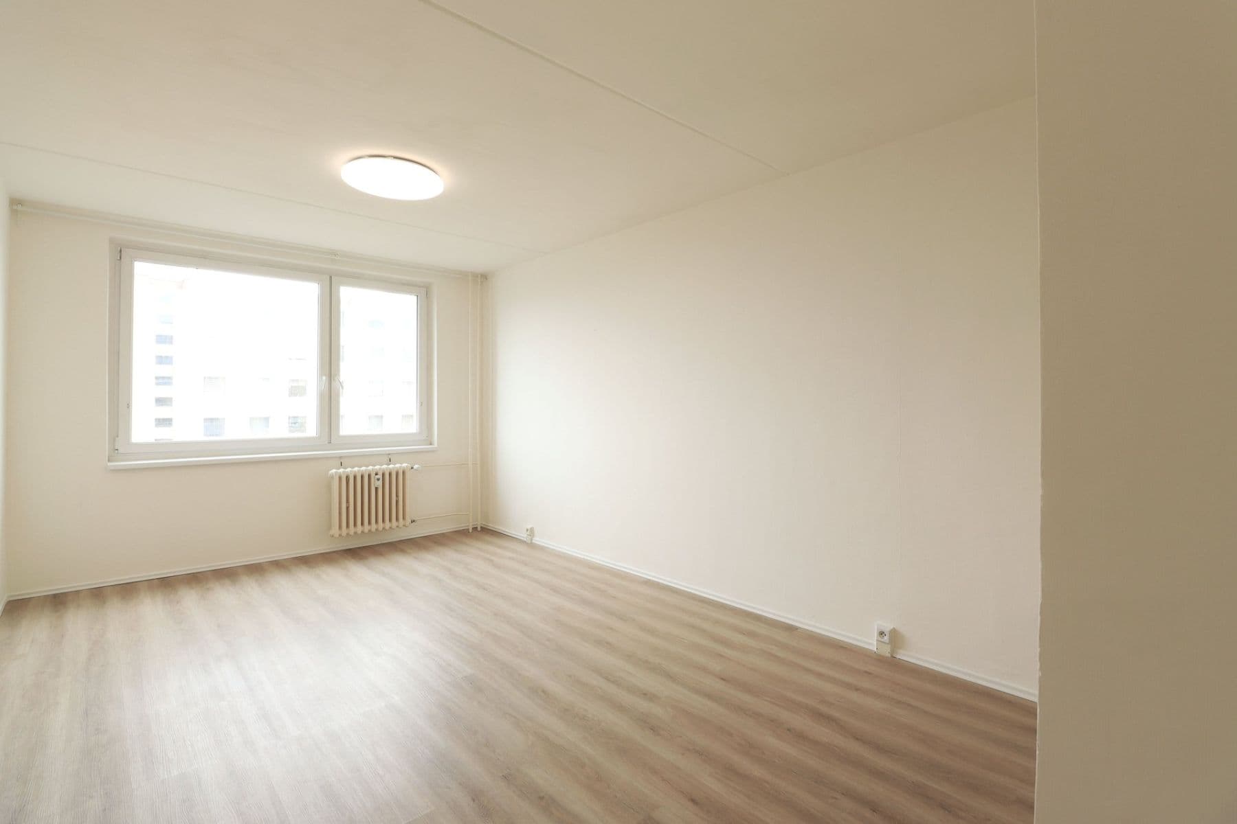 Pronájem bytu 1+kk 29 m², Semická, Praha, Praha Pronájem bytu 1+kk 29 m², Semická, Praha, Praha