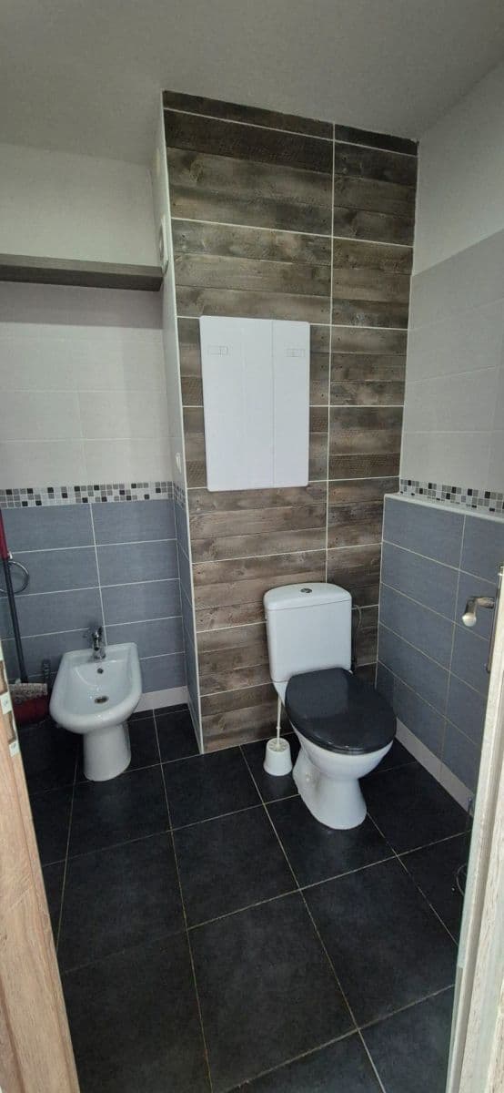 Pronájem bytu 3+1 55 m², Jazmínová, Košice - mestská časť Západ, Košický kraj Pronájem bytu 3+1 55 m², Jazmínová, Košice - mestská časť Západ, Košický kraj