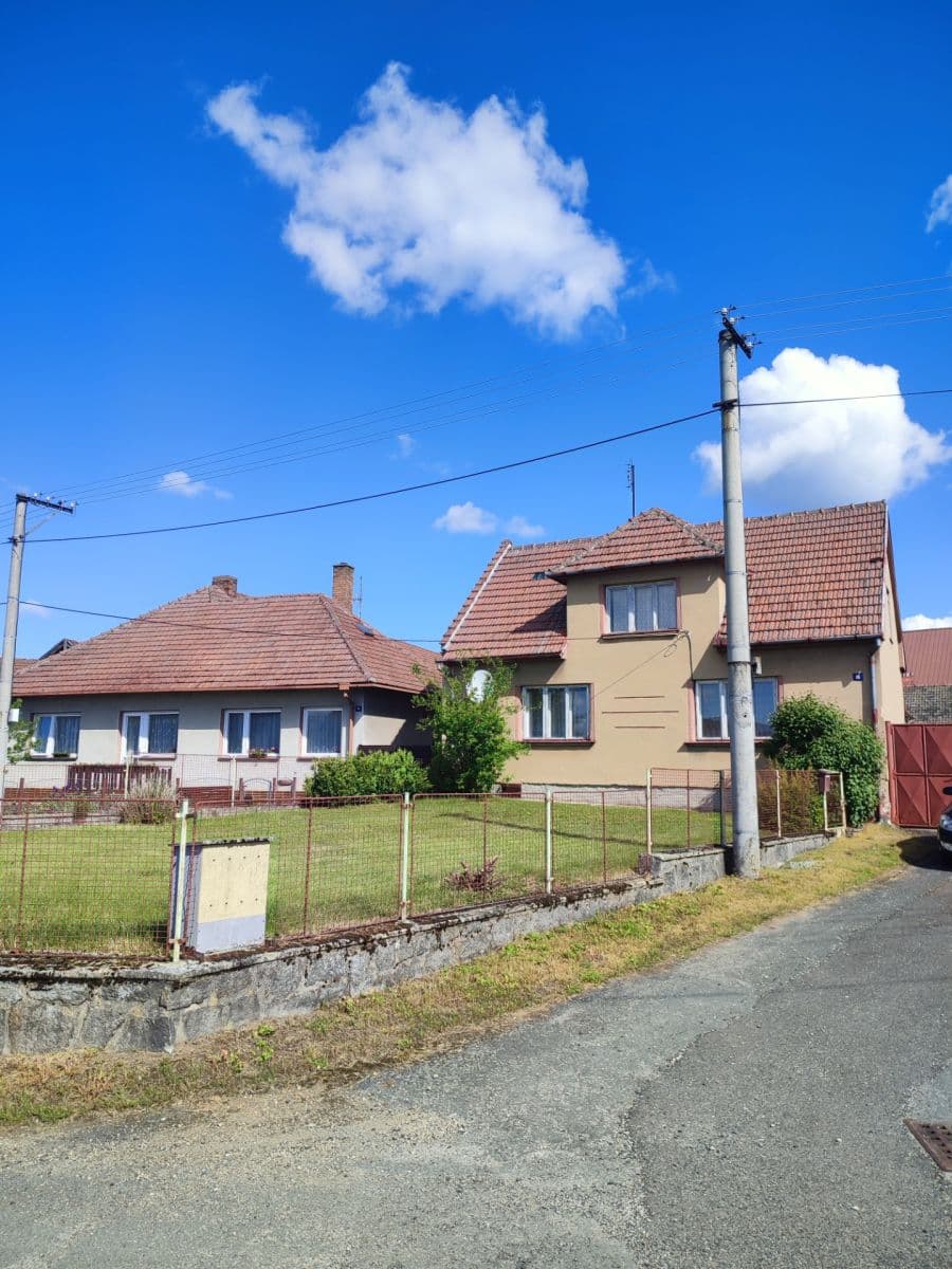 Prodej domu 100 m², pozemek 551 m², Ořechov, Kraj Vysočina Prodej domu 100 m², pozemek 551 m², Ořechov, Kraj Vysočina